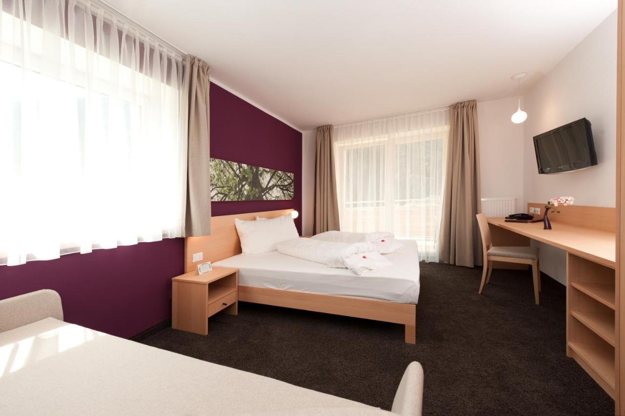 Kreativ Hotel Landhaus Schweigl 울티모 객실 사진